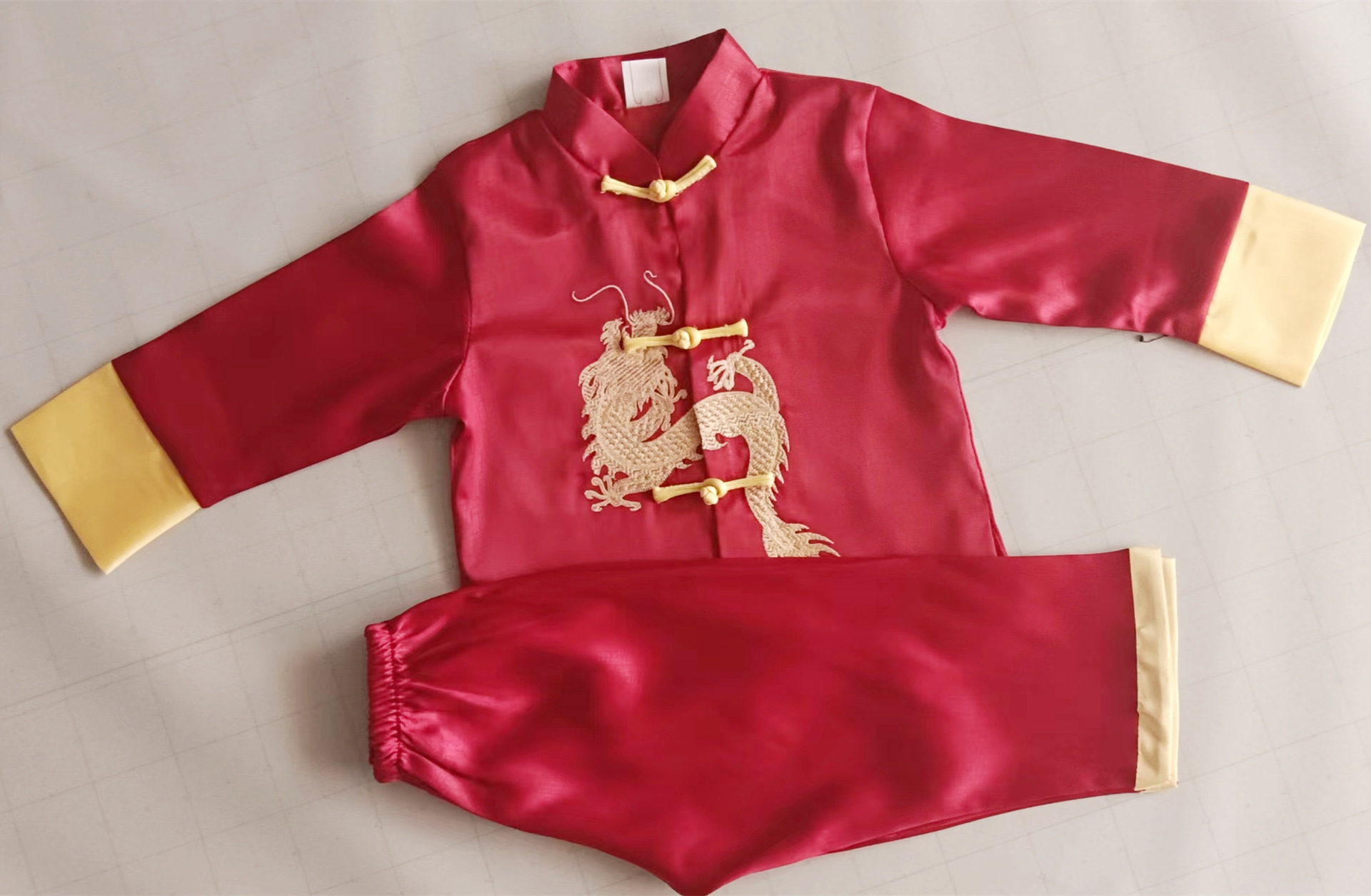 春秋儿童绣龙唐装 长袖长裤丝绸中国风男童套装外贸大童汉服-阿里巴巴