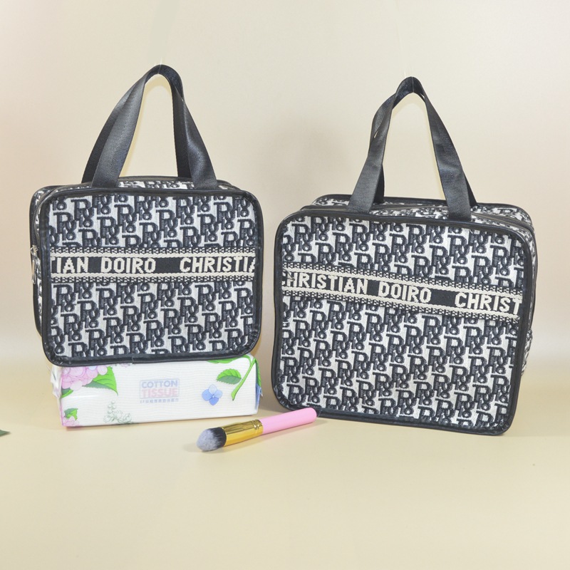 Korean Style Alphabet Knitting Simple Portable Cosmetic Bag Large Capacity Women's Versatile Travel Portable Wash Storage Bag