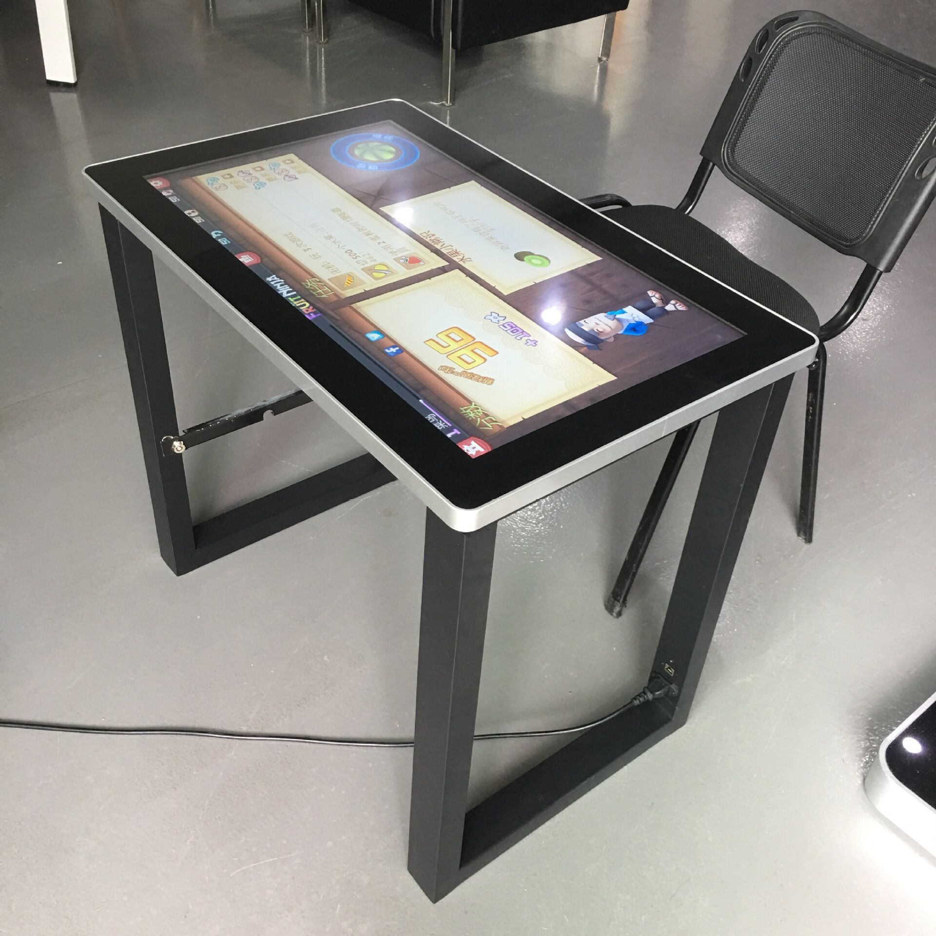 32寸智能触摸茶几多点互动游戏查询桌子电容展示终端一体机厂家供