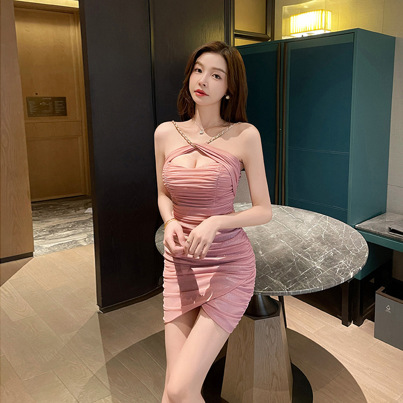 夜店性感显腿长褶皱包臀吊带短裙气质抹胸小个子紧身连衣裙技师服