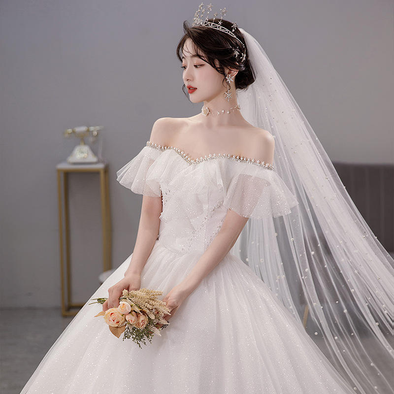 法式主婚纱2022新款春季新娘气质一字肩宫廷风大拖尾影楼写真礼服