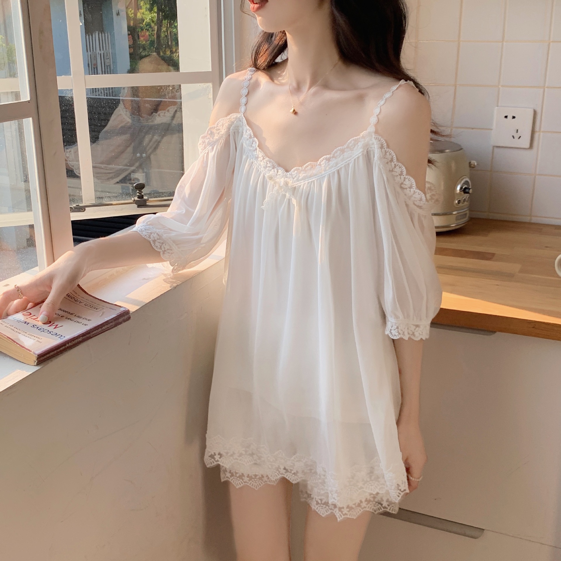 夏季睡衣女短袖网纱莫代尔宫廷风蕾丝露肩睡衣家居服女睡衣套装