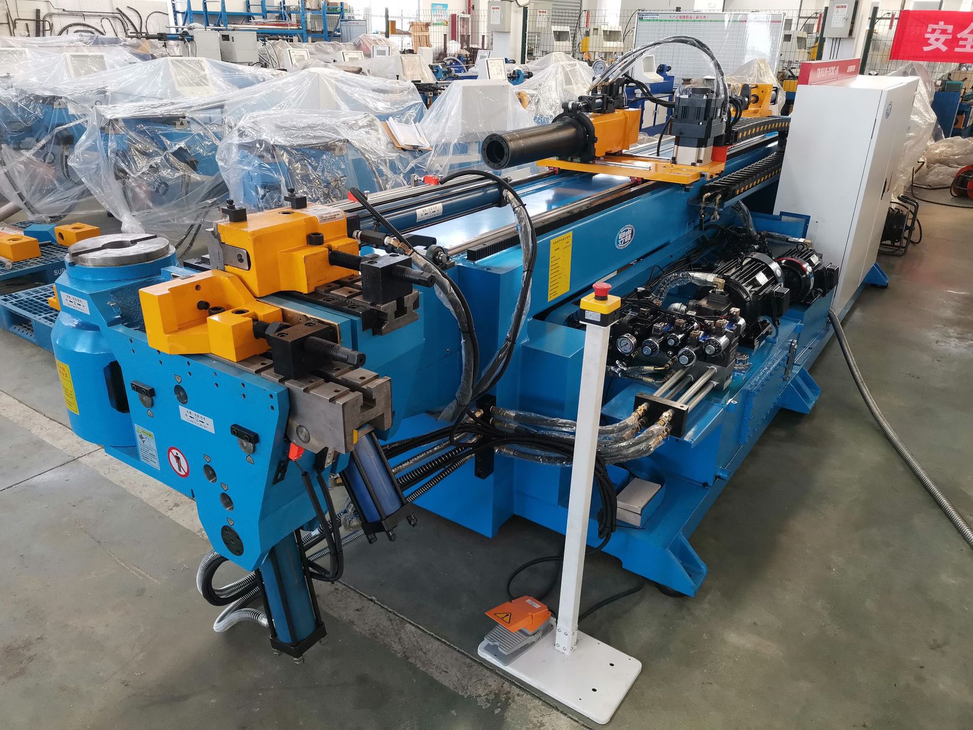 全自动弯管机厂家供应弯管机三维数控全自动液压大型弯管机