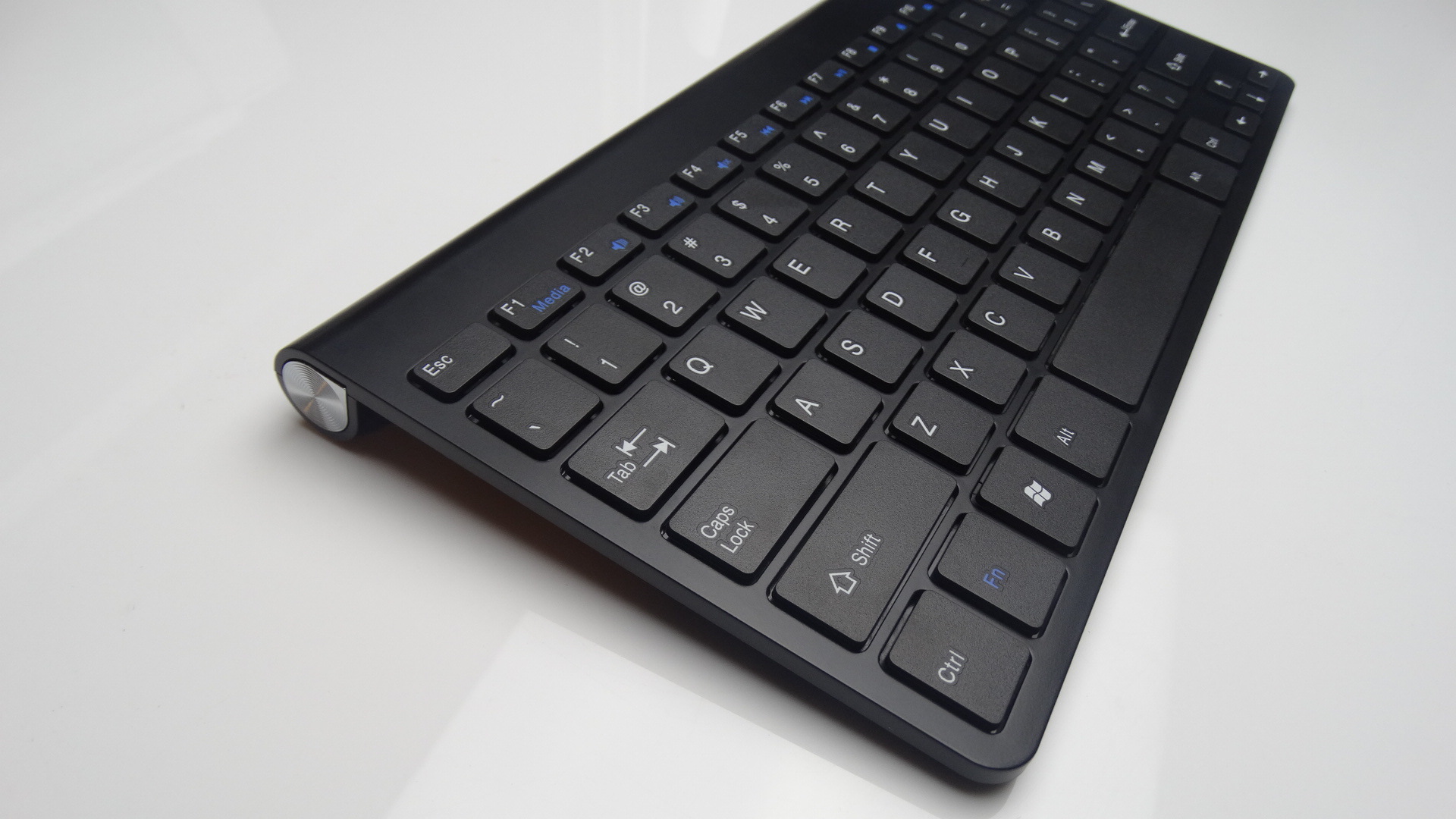 2.4G Wireless Keyboard Mini Scissor Desktop Tablet PC Keyboard Business Smart Portable Keyboard