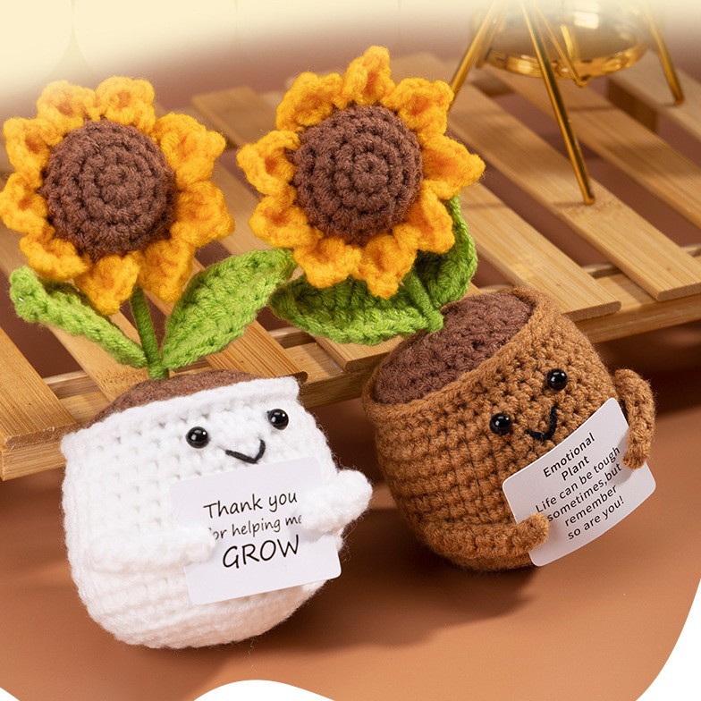 向日葵手工针织品工艺品成品桌面摆件纯手工可爱钩针玩偶批发