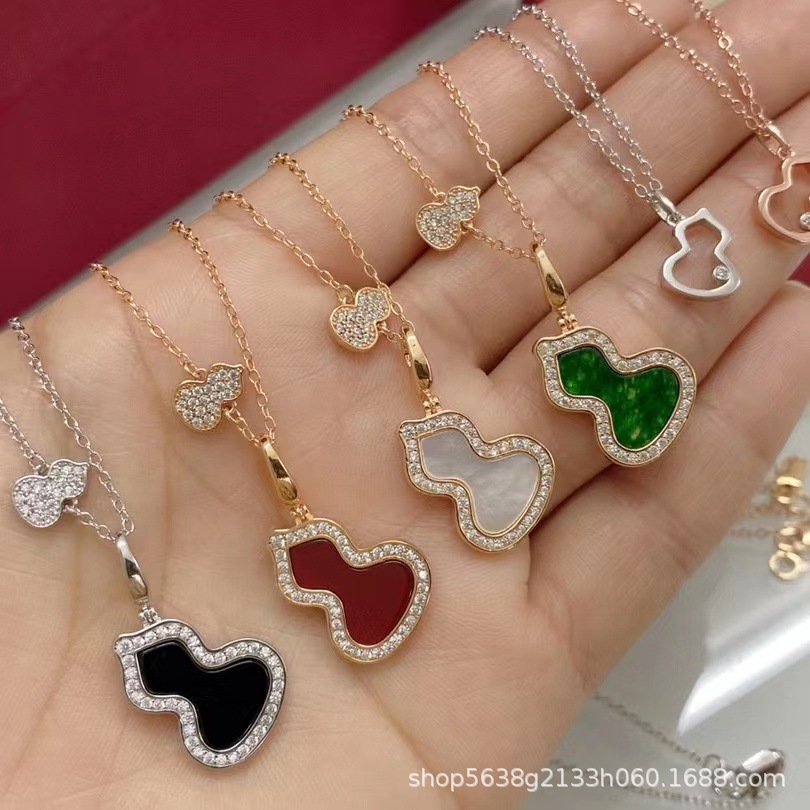 High Version Gourd Necklace Red Agate 18K Rose Gold Fritillary Full Diamond Clavicle Chain KIRIN Couple Sweater Chain Female
