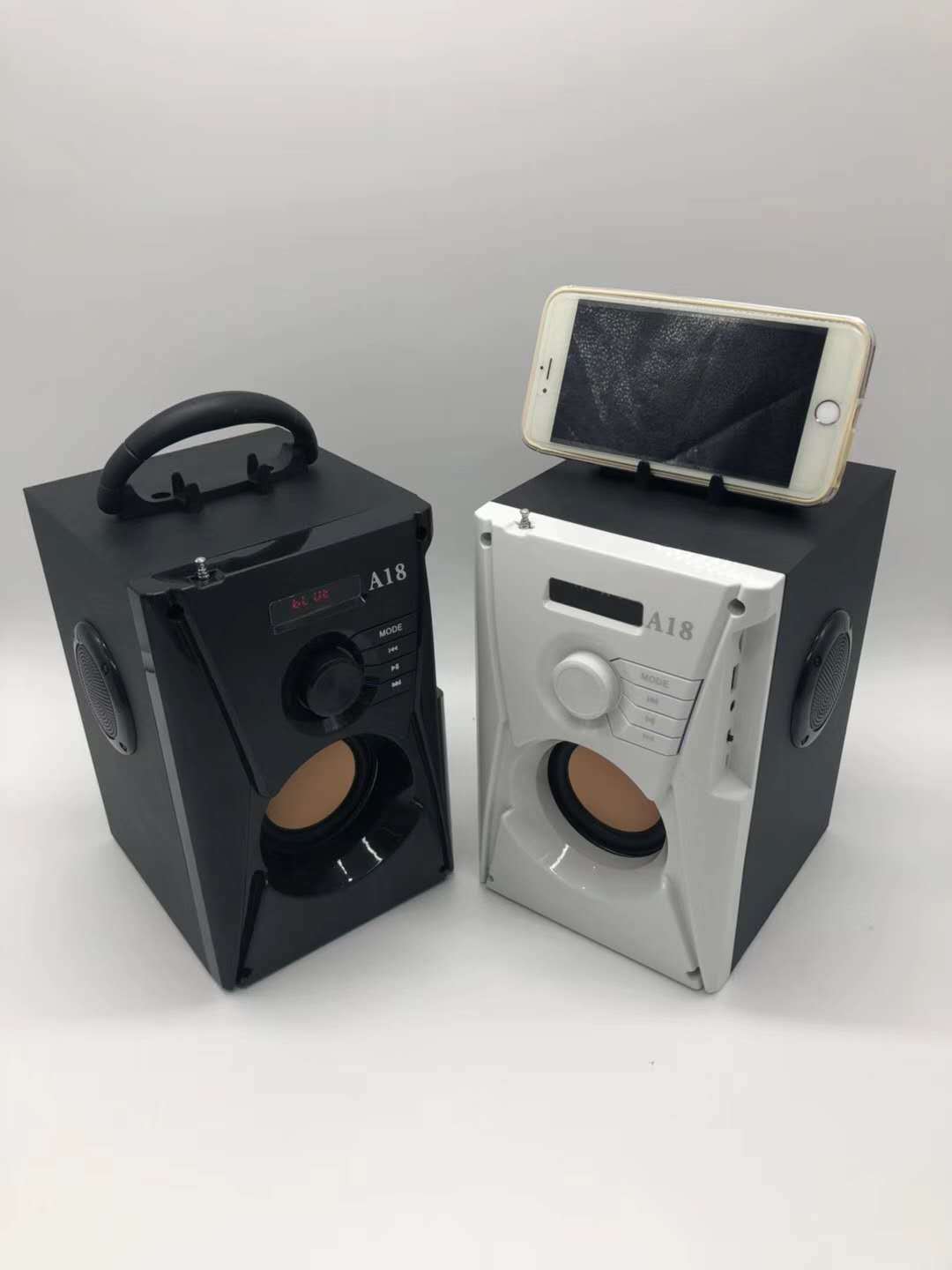 a18无线蓝牙音箱2.1室内家居立体声手提木质复古音响电商现货