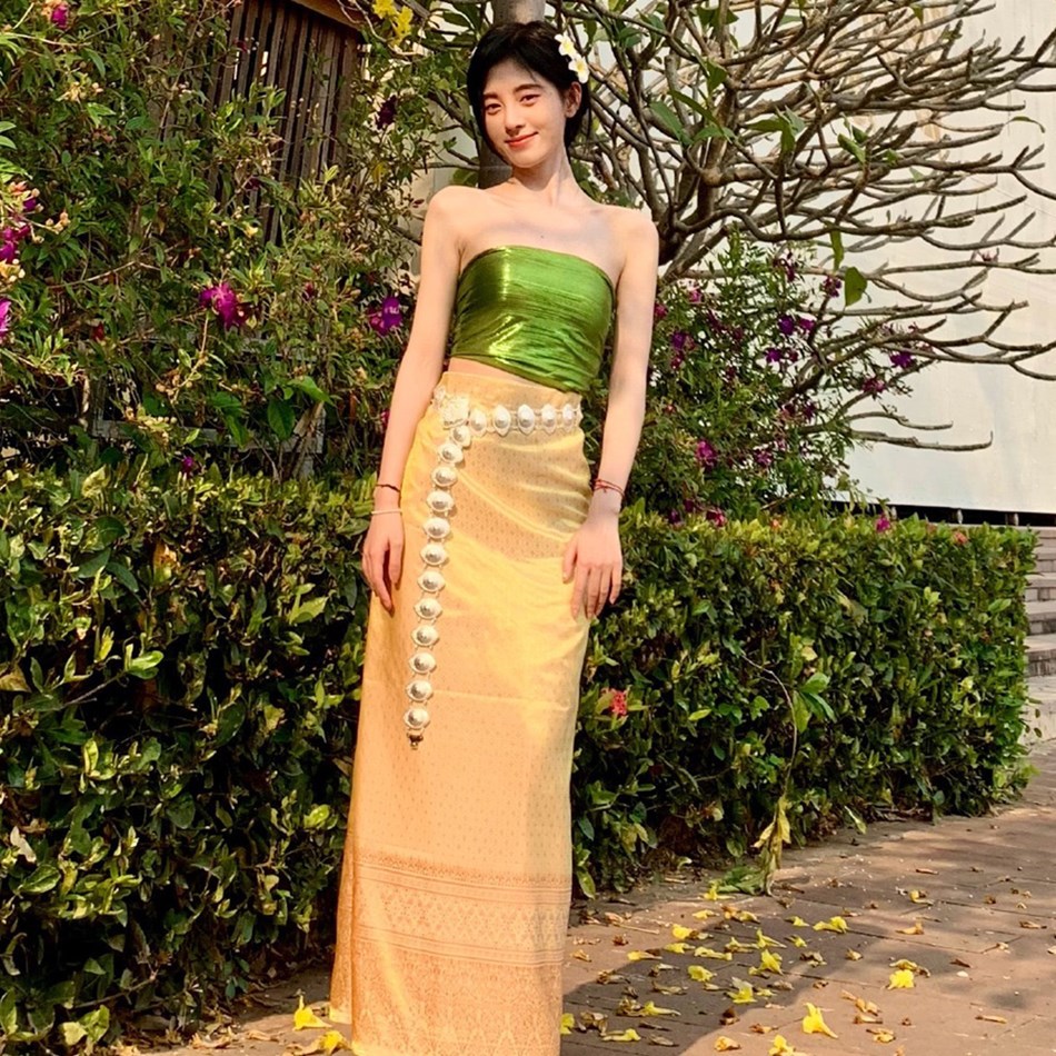 西双版纳傣族小清新夏季影楼艺术写真拍照主题服装