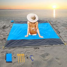 新款户外沙滩垫露营垫防水可折叠口袋沙滩垫涤纶格子布野营野餐垫
