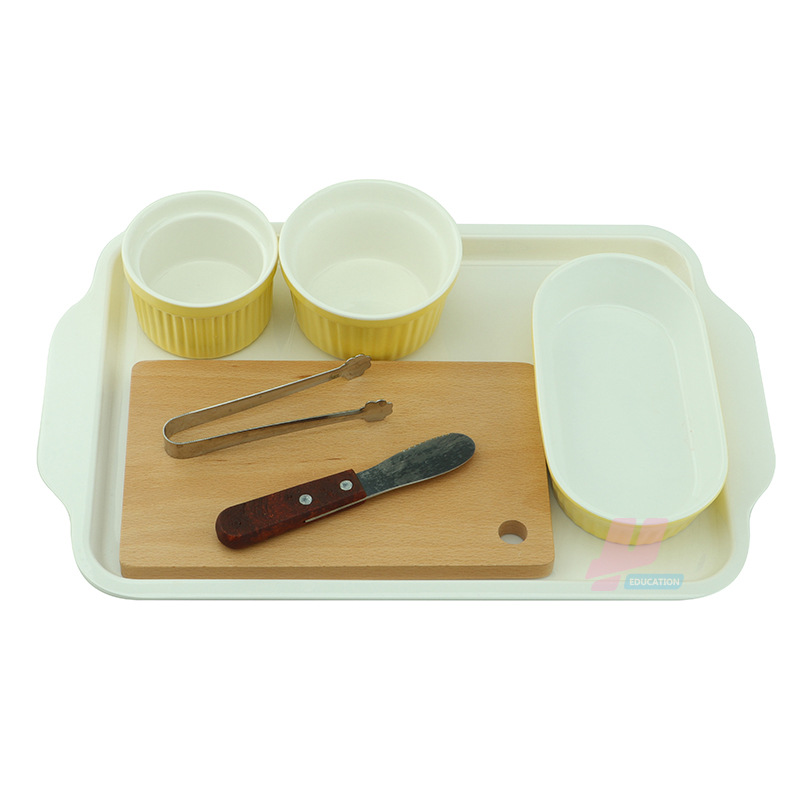 蒙氏教具蒙台梭利幼儿园日常生活区食物自备切水果香蕉的工作玩具