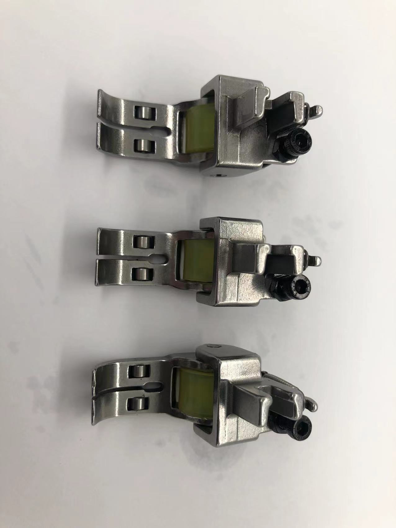 新款三轮平车厚料可调滚轮压脚皮革专用窗帘羽绒服缝纫机轮子压脚