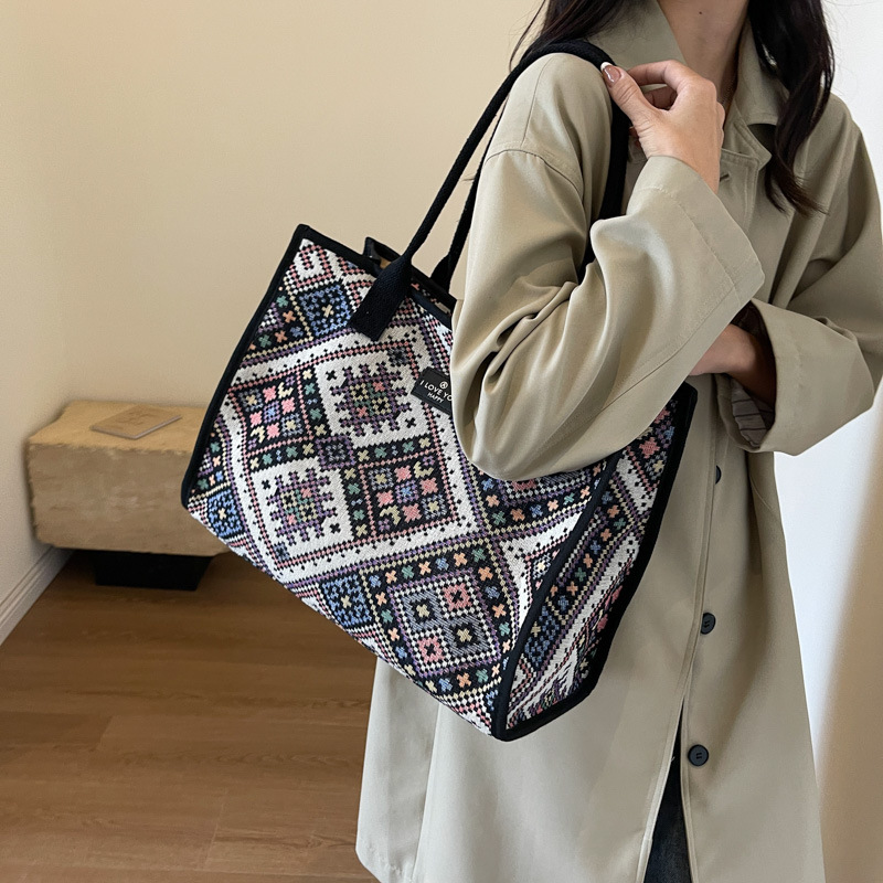 Retro Ethnic Style Canvas Shoulder Bag Mummy Bag Women's Bag 2024 New Spring New Large Capacity Portable Tote Bag