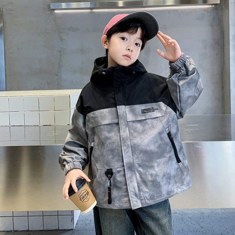 男童秋装外套2024新款秋季洋气中大童帅气拼接字母连帽外套春秋款