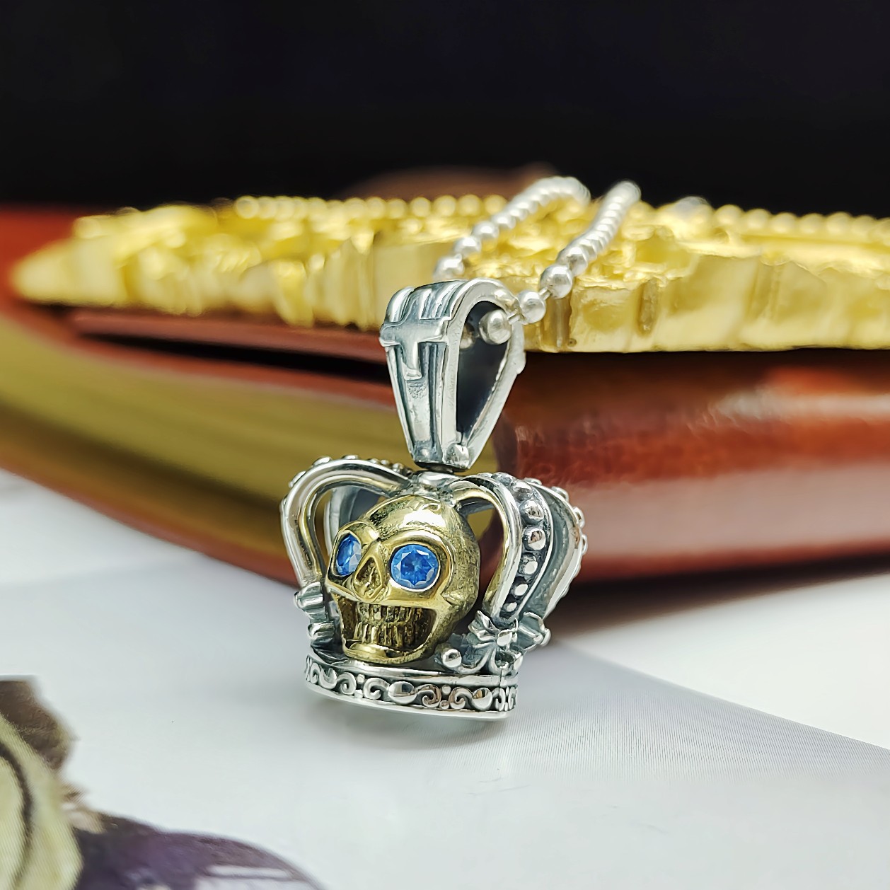 新款s925纯银霸气皇冠骷髅头欧美吊坠潮男女士情侣礼物时尚复古