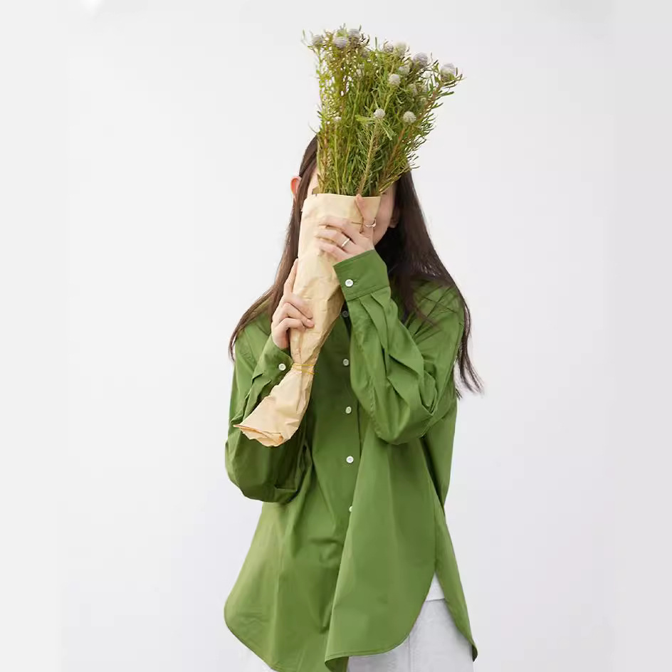 预售春季新款复古牛油果绿色白色棉衬衫上衣女-阿里巴巴