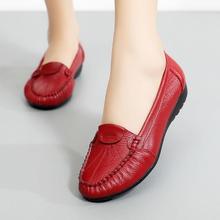 妈妈鞋软底单鞋2024春秋季新款红色中老年软皮鞋平底中年女鞋