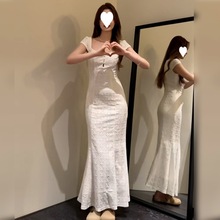 茶歇法式小飞袖气质连衣裙子女夏季2024新款小个子温柔风鱼尾长裙