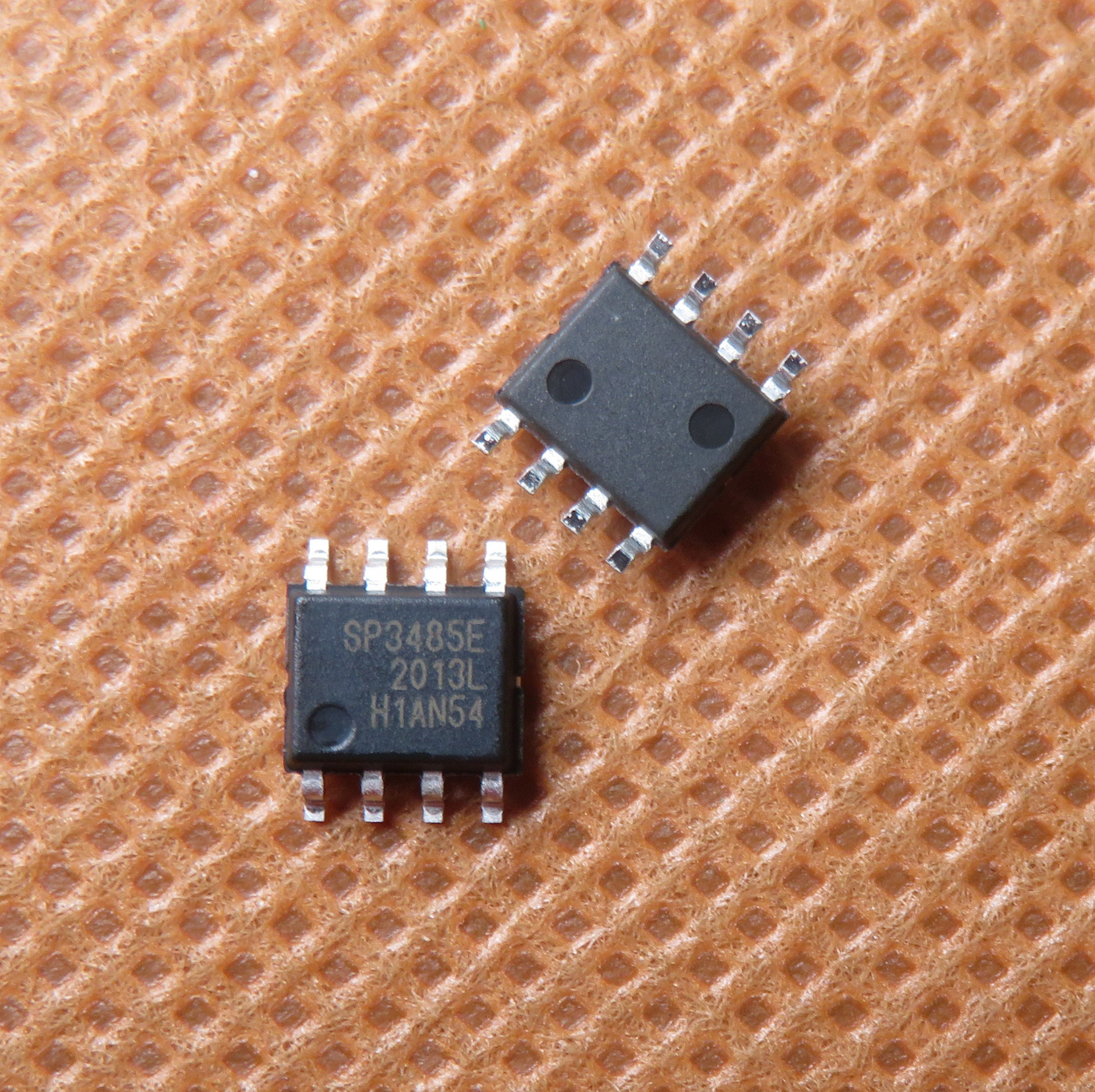 集成电路芯片 sp3485en-ltr封装sop-8原装 电子元器件ic 全新现货