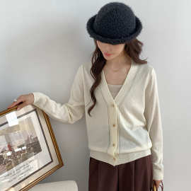 软糯毛衫女宽松显瘦V领针织衫上衣打底衫厚款早秋开衫毛衣