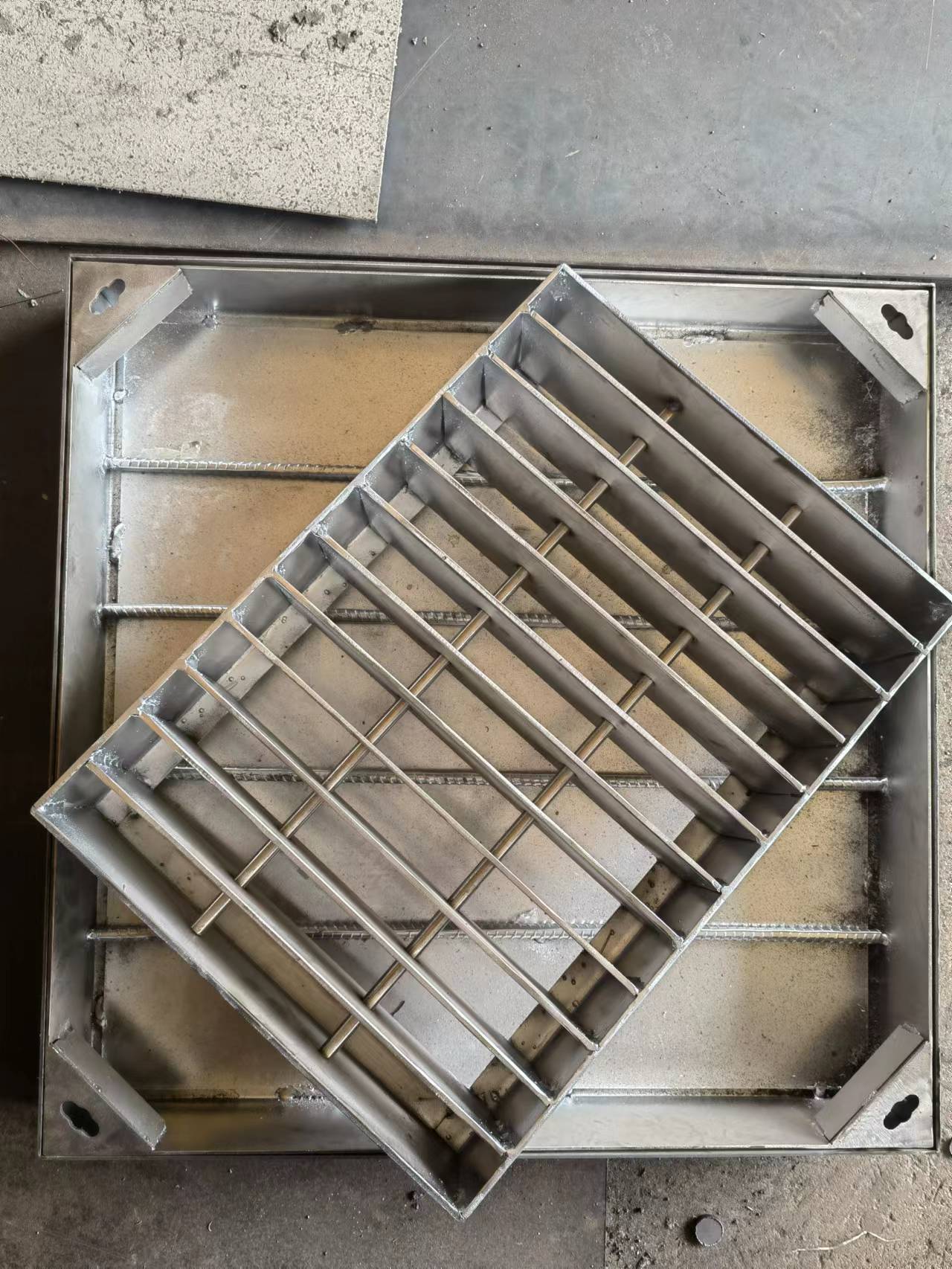 不锈钢井盖304隐形装饰不锈钢井盖201下水道装饰污水沙钩盖板定制