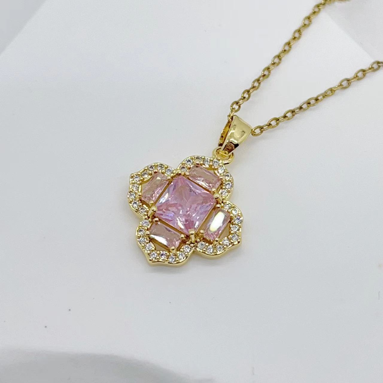 Europe and America Cross Border New Copper Micro Inlay Ladder Square Zircon Colorful Four-Leaf Clover Temperament Entry Lux Simple All-Match Clavicle Chain