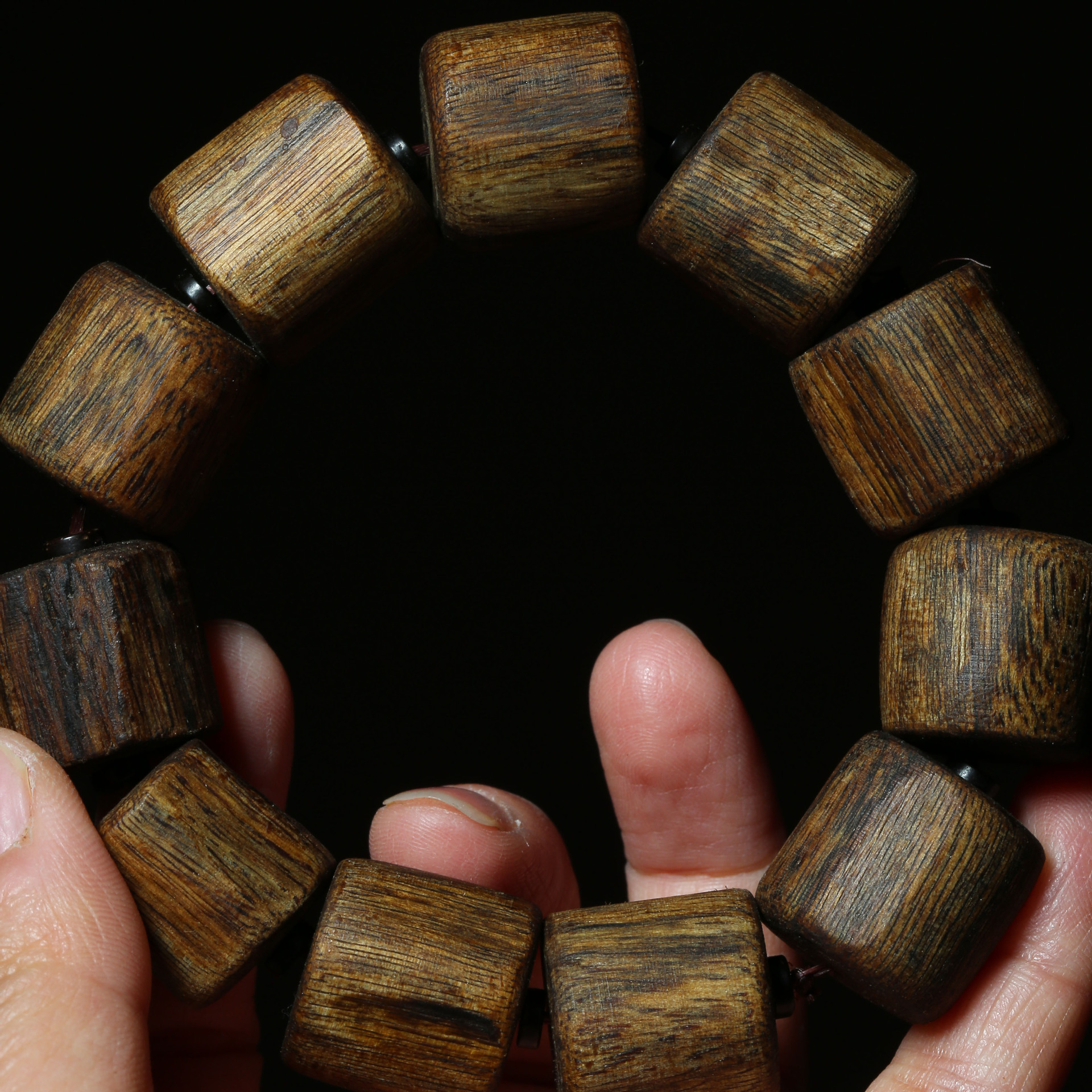 保真超值文莱沉香手串随形手链男女款古风木质饰品散珠批发手把件