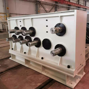 齿轮箱箱体镗孔 焊接齿轮箱箱体 装配组装齿轮箱