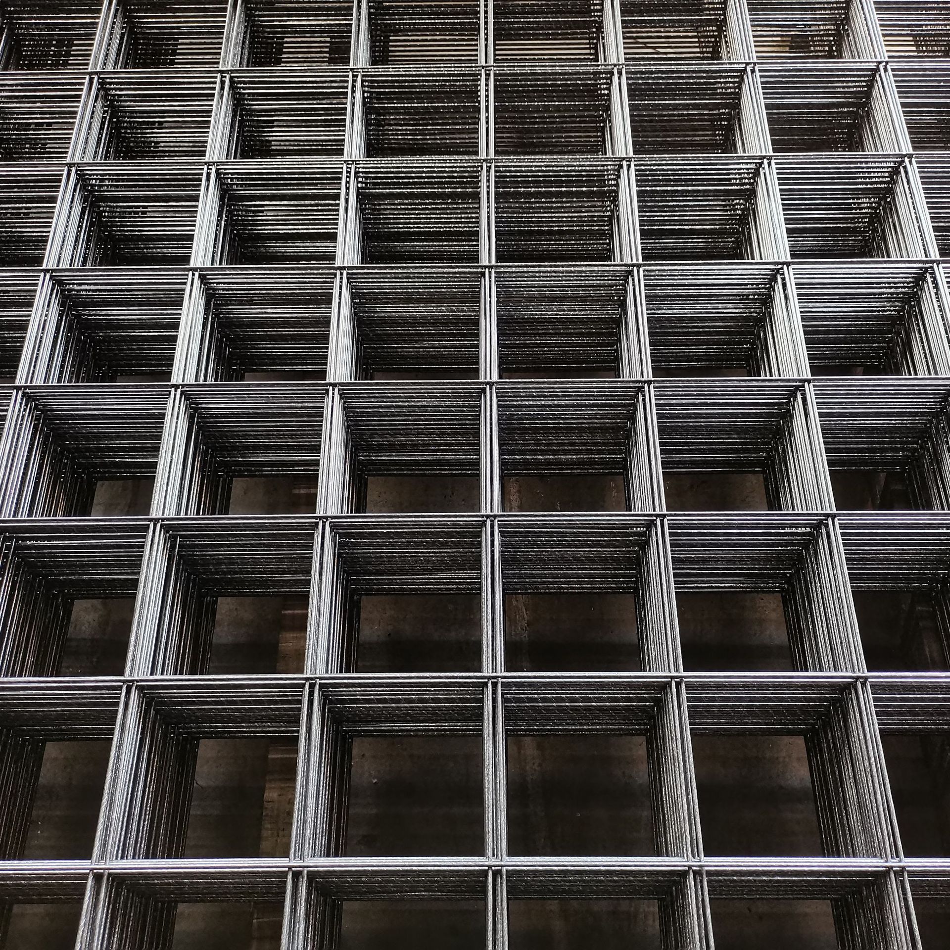 建筑钢筋网片水泥焊接钢丝网片桥梁螺纹钢筋网片