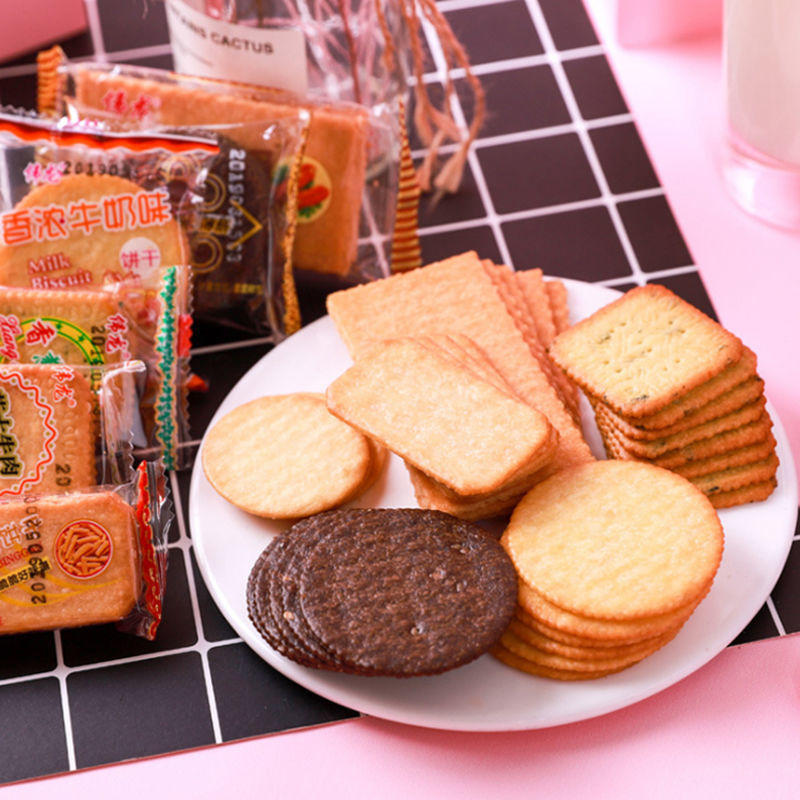 地摊饼干零食批发伟龙整箱4斤500g香葱鸡片薄脆各种各样早餐小吃