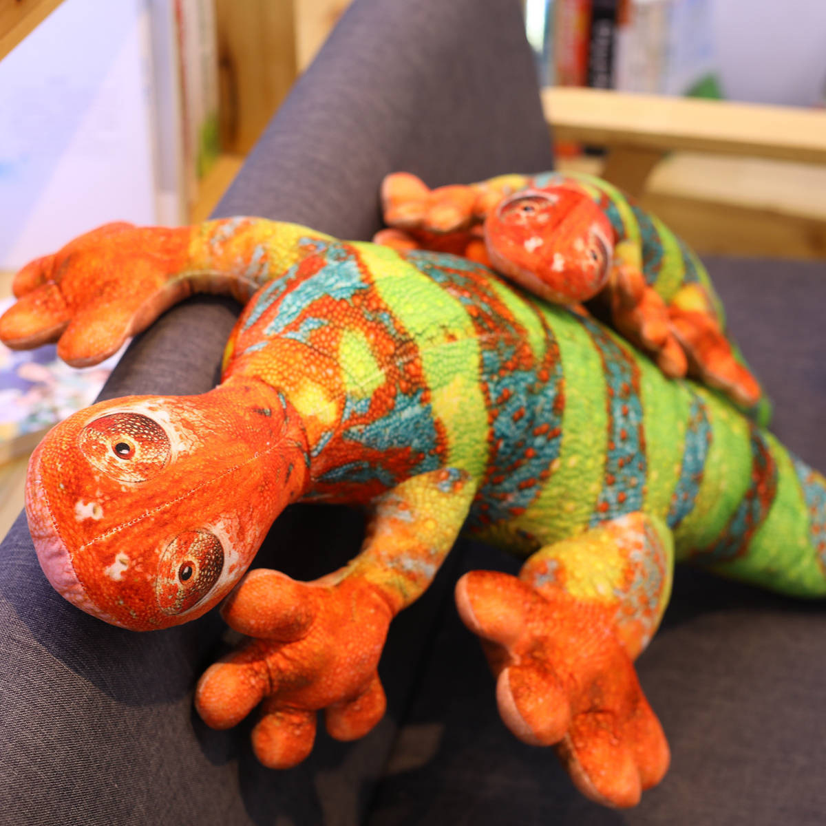 仿真毛绒玩具变色龙蜥蜴公仔创意恶搞壁虎布娃娃情人节生日礼物