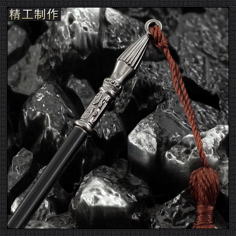 水浒周边豹子头林冲梨花枪22cm全金属工艺品摆件