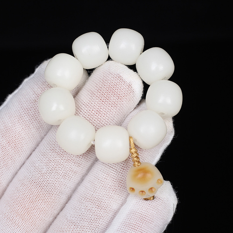 Floating Flowers Carbon Burning White Jade Bodhi Root Bracelet Female Old Barrel Beads Carved Cat's Paw Mobile Phone Ornaments Small Hand Toy Men Wholesale