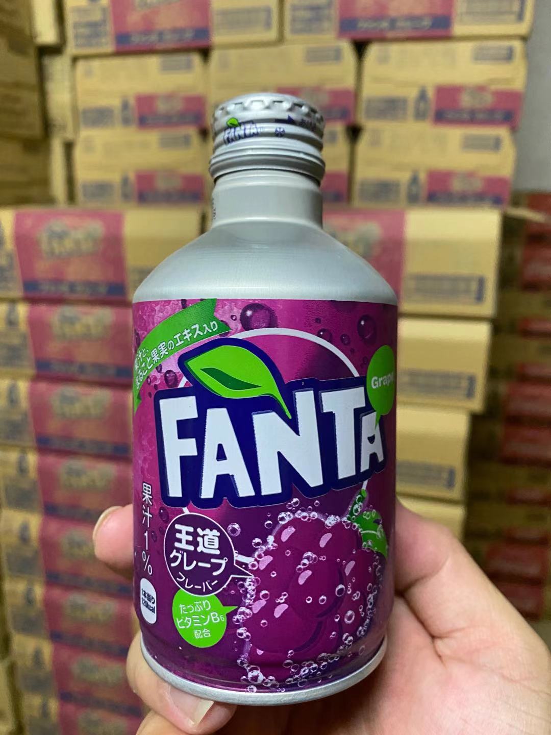 日本进口 可口可乐子弹头芬达fanta葡萄味汽水碳酸饮料罐装300ml