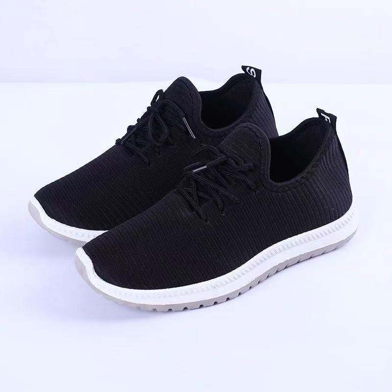 Shoes Slip-on Men's and Women's Wear-Resistant Spring and Autumn Shoes in Stock Walking Middle-Aged and Elderly Non-Slip Same Style Walking Cotton-Padded Shoes