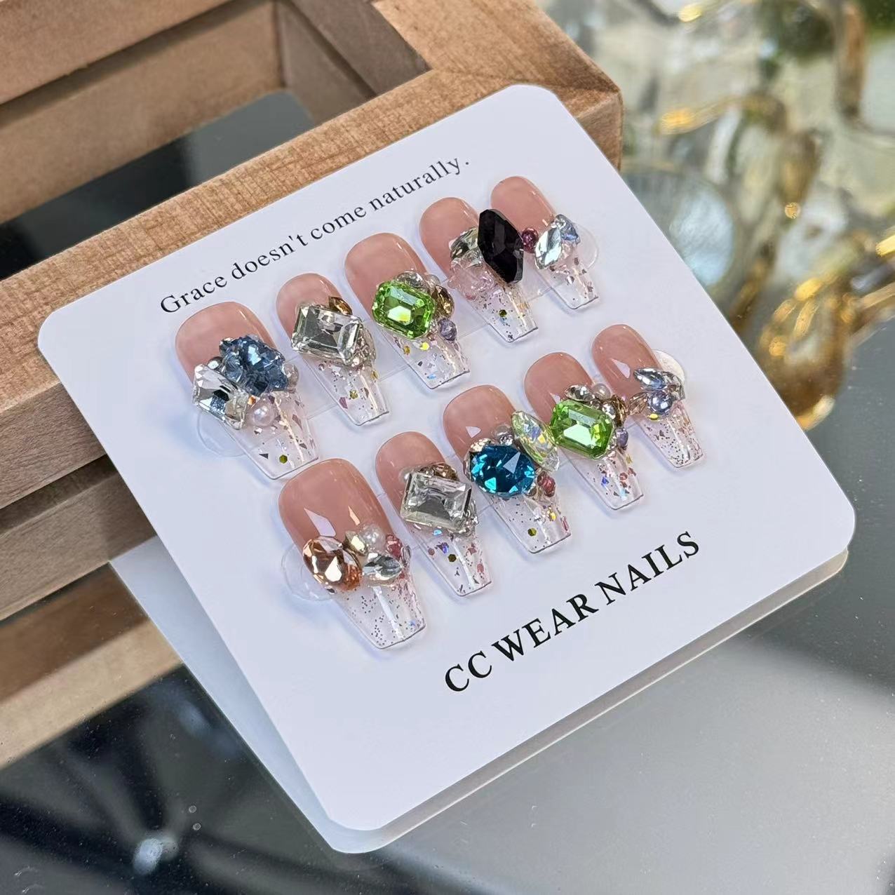 弋弋舞纯手工光疗穿戴甲糖果汽水夏日清凉彩钻美甲水当当爆闪贴钻