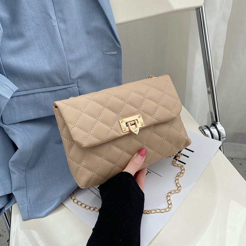 One Piece Dropshipping Japanese and Korean Simple Small Square Bag Fashion Diamond Embroidered Chain Shoulder Women's Corssbody Bag Foreign Trade Wholesale