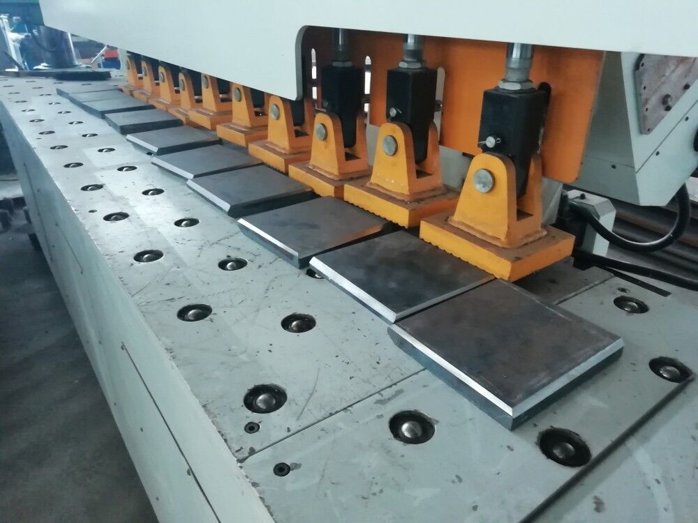 捷瑞特数控铣边机 giret台式铣边机 cnc铣边机 gmm-v4000铣边机