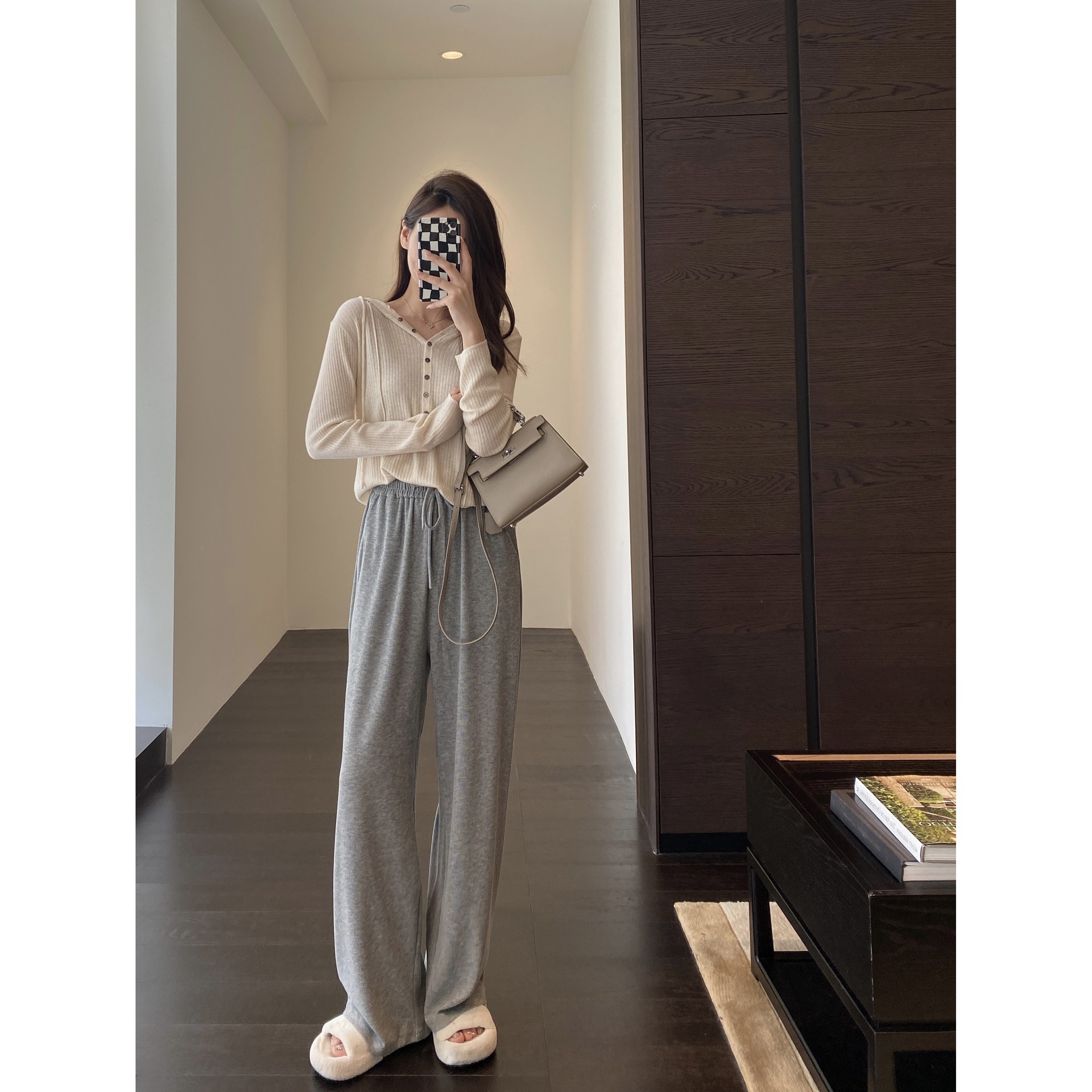 Manshusha Autumn and Winter Glutinous Rice Soft Warm Walking Pants Large Long Leg High Waist Loose Wide Leg Pants Casual Straight-Leg Mop Pants Women