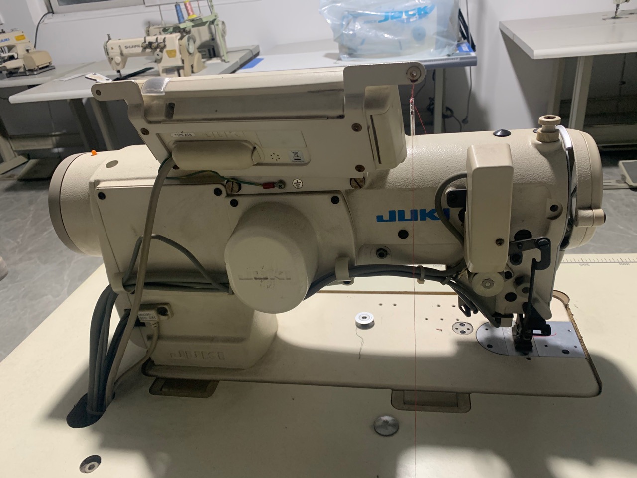 日本重机缝纫机lz-2290a-ss-7直驱高速电子曲折缝自动切线人字车