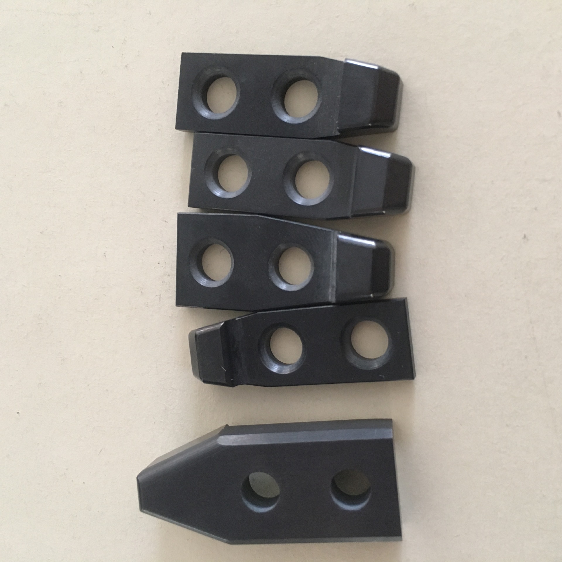 精密加工 氮化硅si3n4气压氮化硅陶瓷定位销 耐高温定位板