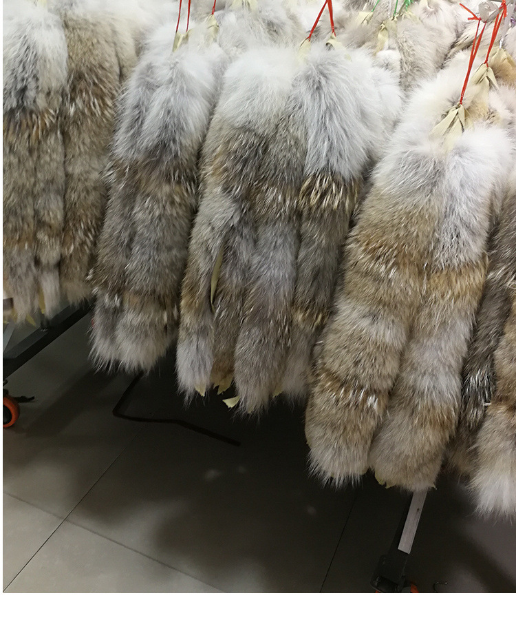 大鹅款羽绒服仿真狼毛领子青狼毛领子拼皮碎皮狼毛领子远征服毛领