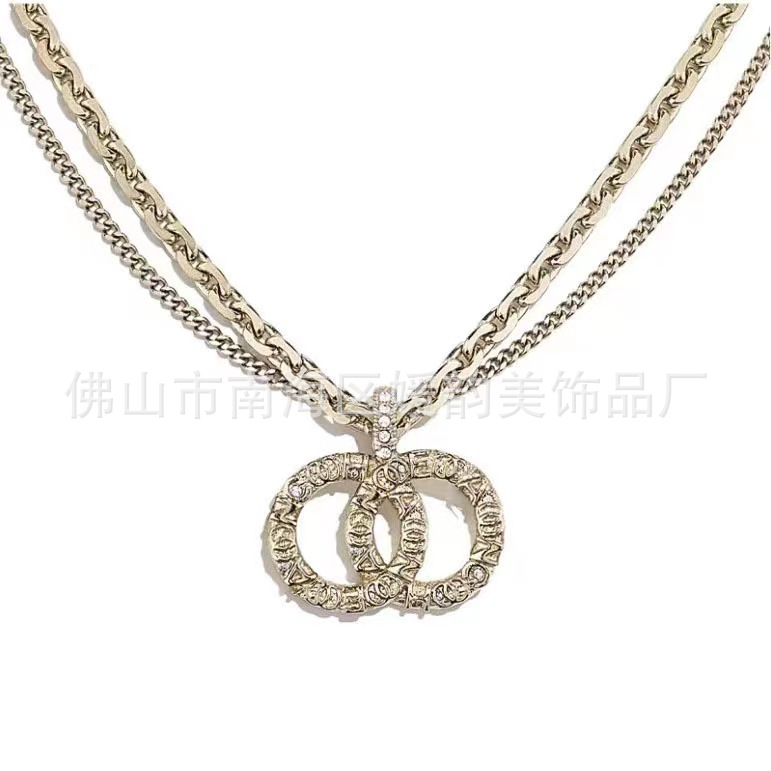 New Classic Style Necklace Women's Classic Fashion Peach Heart Double C Necklace Chanel-Style Rhinestone Pearl Sweater Chain Necklace