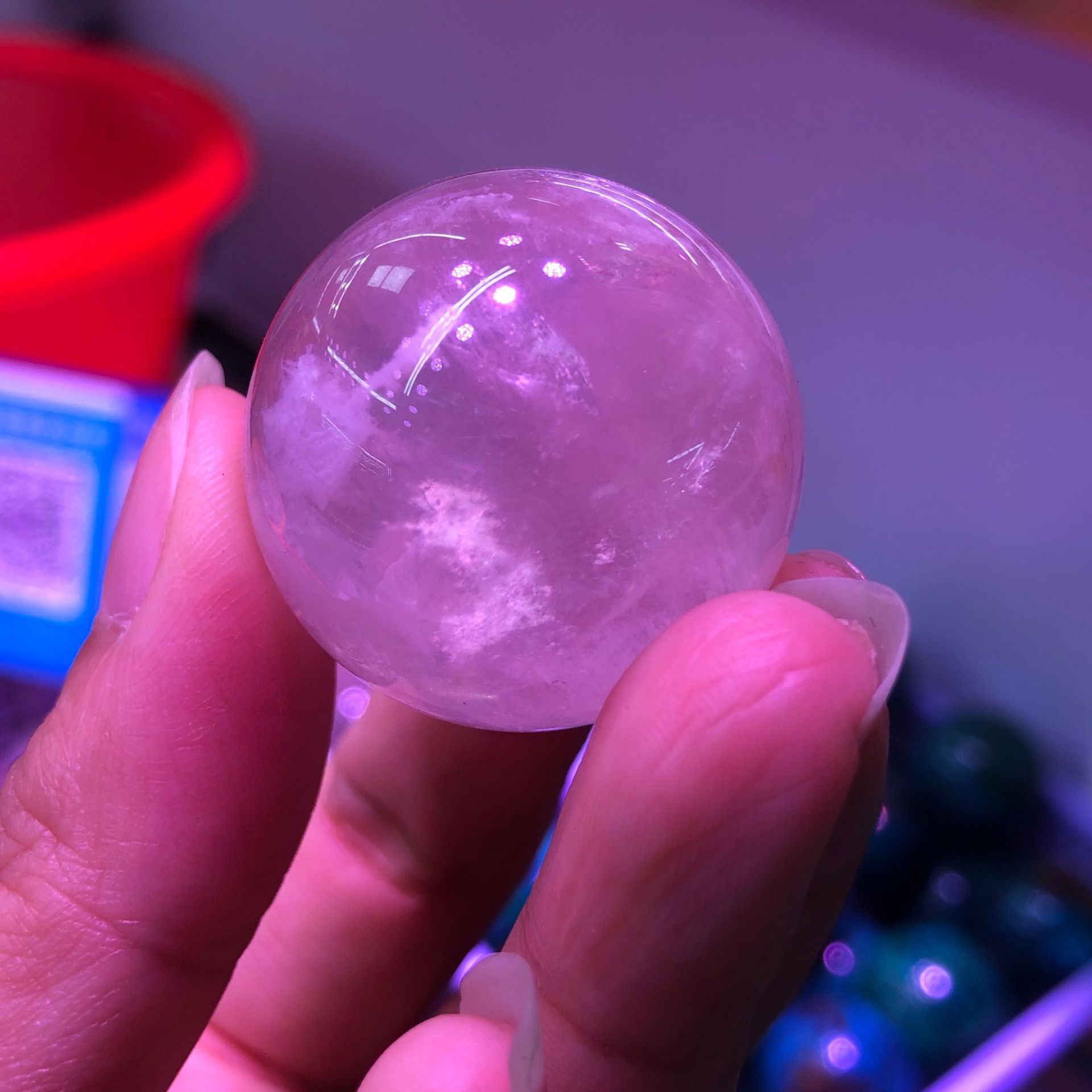 天然雪花幽灵裸石粉雪花幽灵圆珠无孔散珠水晶手球大颗粒意境漂亮