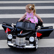 新款老爷车儿童电动汽车遥控四轮宝宝电动车可坐可载人一件代发