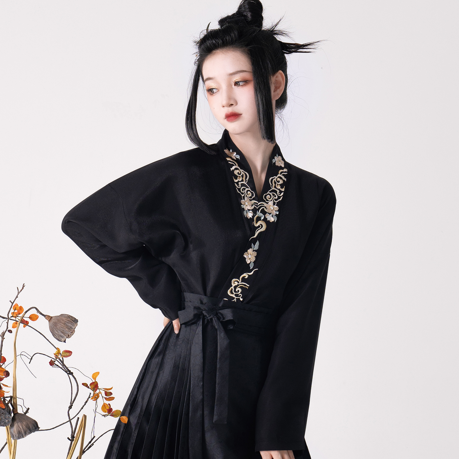 Suyu Huashang Youlong Treading Snow Ming Horse-Face Skirt Imitation Makeup Flower Women's Han Chinese Clothing Aircraft Sleeve New Year Autumn and Winter Suit