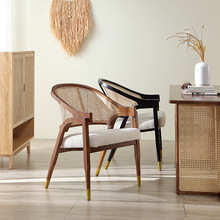 北欧复古餐椅实木藤编休闲椅咖啡厅餐厅软包扶手椅设计师单人藤椅