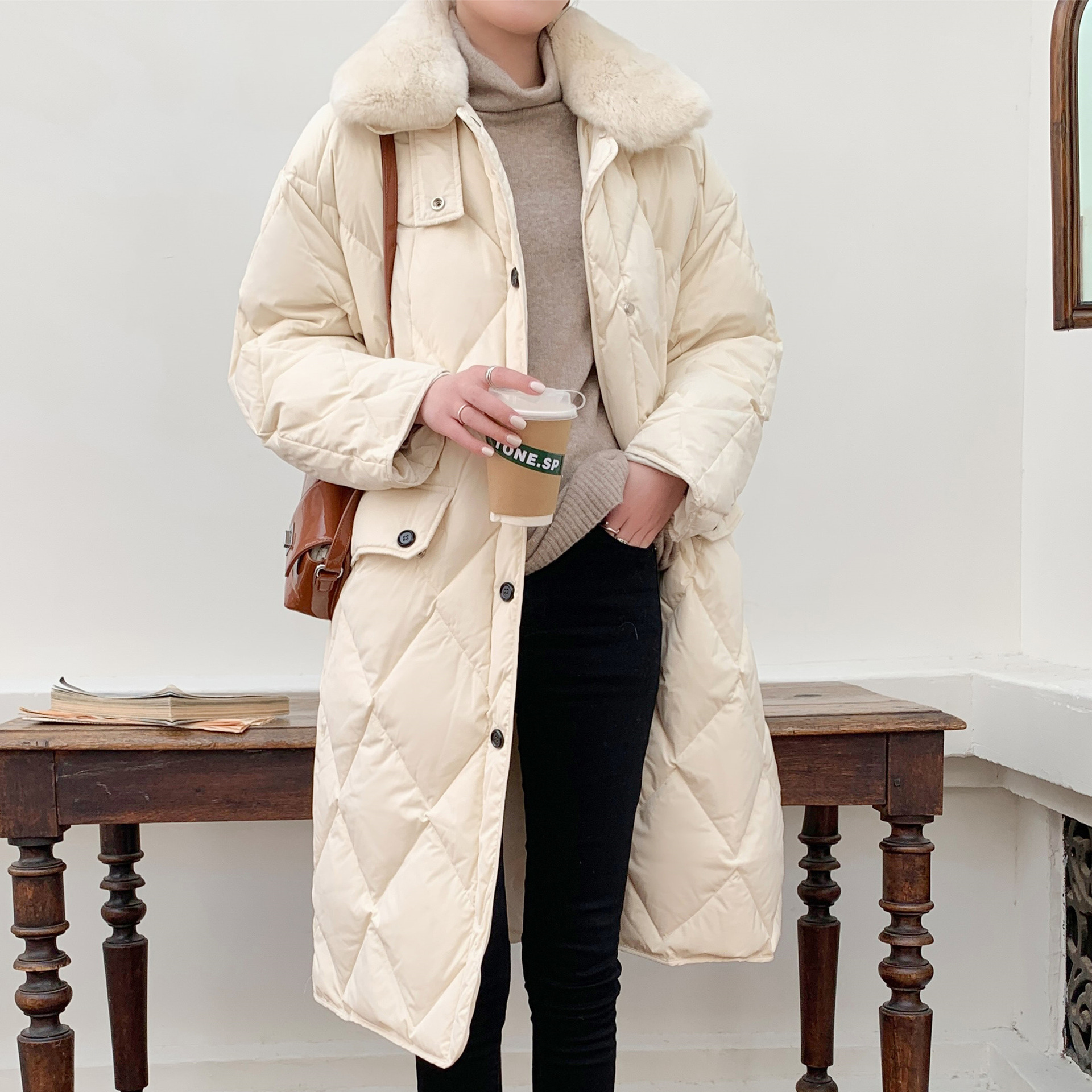 2021新款羽绒服女白色中长款韩版宽松加厚兔毛白鸭绒ins潮外套