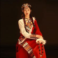 新款藏族服装女贵族藏袍西藏旅游少数民族风写真藏式舞蹈演出服饰