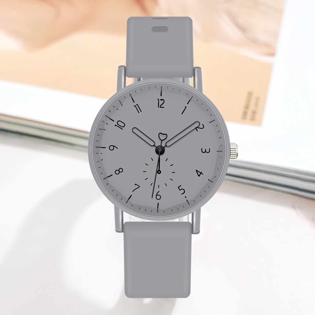2023 Foreign Trade New Fashion Women's Silicone Strap Quartz Wrist Watch Student Minimalist Sports Watch in Stock Wholesale