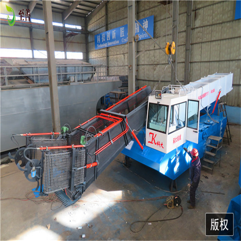 至善江苏扬州小型水浮莲打捞船 河道割草机 水上浮萍打捞船现货
